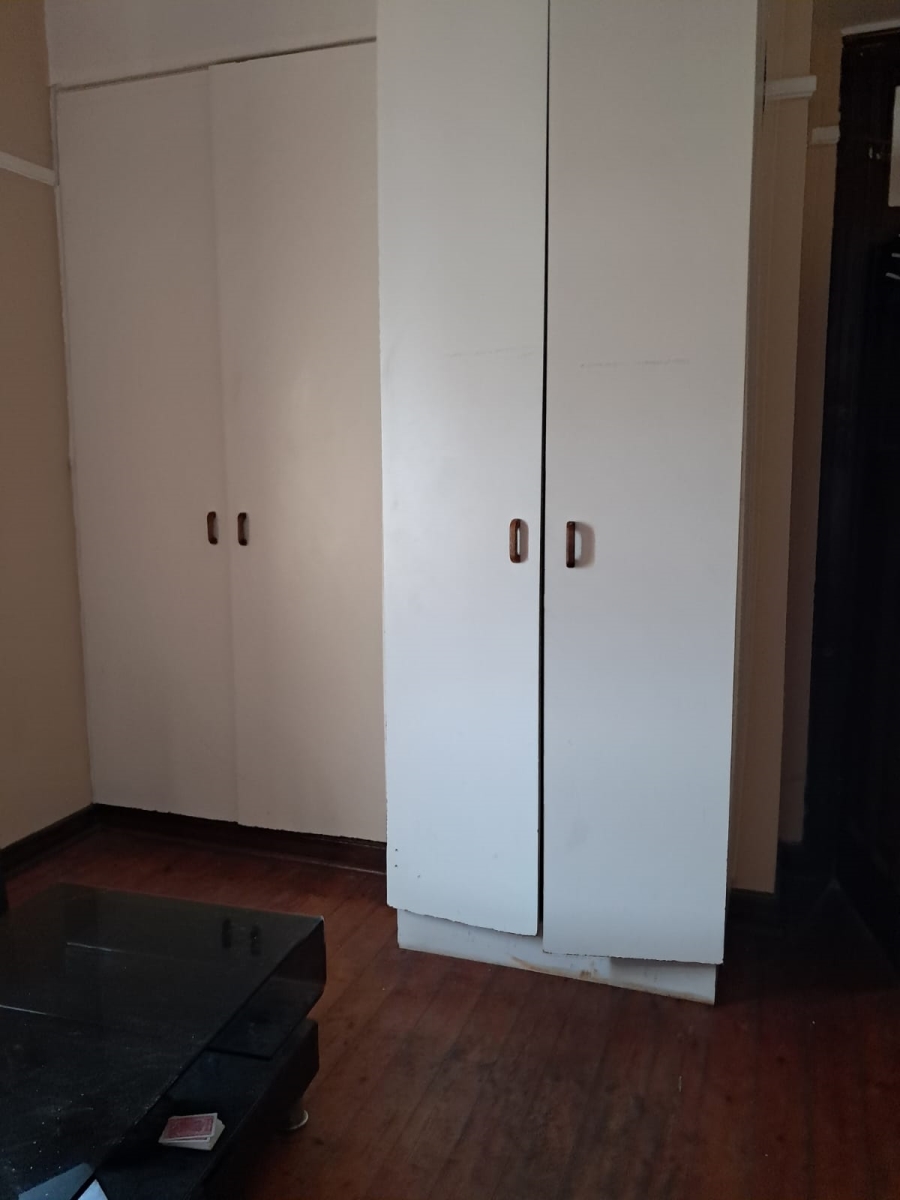 2 Bedroom Property for Sale in Port Elizabeth Central Eastern Cape